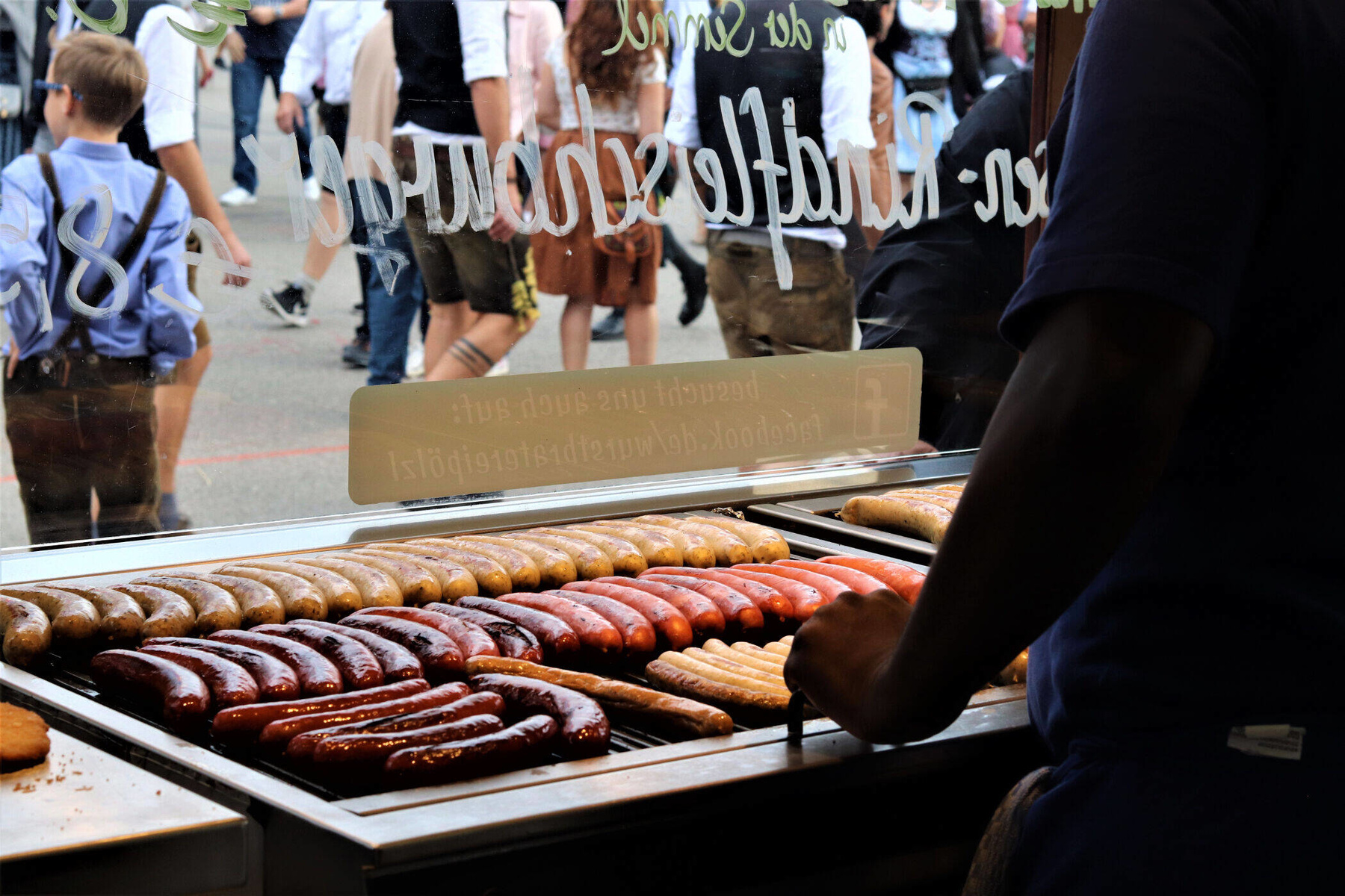 Grillwürstel der Gaststätte am Ziel